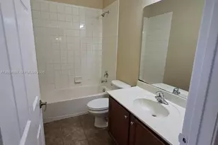 2851 W Prospect Rd, Tamarac, FL 33309 - Photo 11