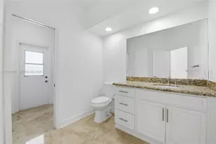 2667 Palmer Pl, Weston, FL 33332 - Photo 31