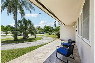 250 N 66th Ave, Hollywood, FL 33024 - Photo 3