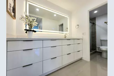 3505 S Ocean Dr #521, Hollywood, FL 33019 - Photo 21