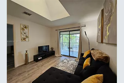 5361 Treetops Drive #201, Naples, FL 34113 - Photo 3