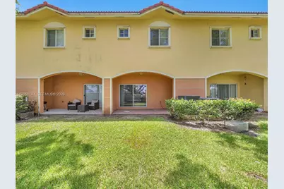 8306 Santa Monica Ave, Tamarac, FL 33321 - Photo 27