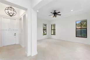 8420 NW 33rd St, Cooper City, FL 33024 - Photo 15