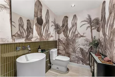 4701 N Meridian Ave #421, Miami Beach, FL 33140 - Photo 25
