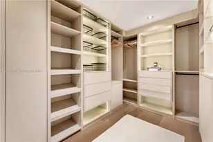4701 N Meridian Ave, Miami Beach, FL 33140 - Photo 21