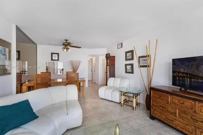 3199 S Ocean Dr #305, Hallandale Beach, FL 33009 - Photo 3