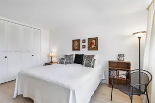 3199 S Ocean Dr, Hallandale Beach, FL 33009 - Photo 15