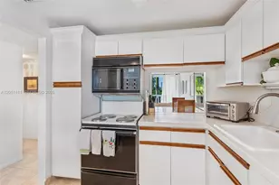 3199 S Ocean Dr, Hallandale Beach, FL 33009 - Photo 5