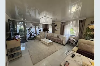 1912 S Ocean Dr #2C, Hallandale Beach, FL 33009 - Photo 3