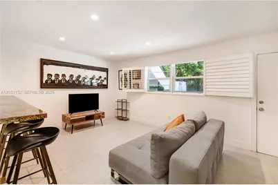 338 Majorca Ave #103, Coral Gables, FL 33134 - Photo 3