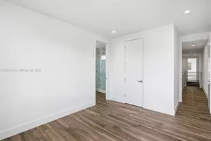 2852 SW 32nd Ct, Miami, FL 33133 - Photo 39
