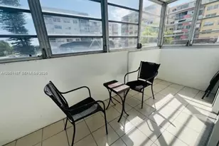 16410 Miami Dr, North Miami Beach, FL 33162 - Photo 11