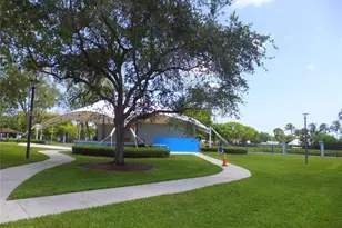 16410 Miami Dr, North Miami Beach, FL 33162 - Photo 29