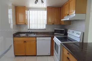 16410 Miami Dr, North Miami Beach, FL 33162 - Photo 7