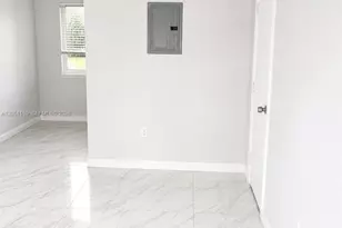 14399 NE 5th Pl, North Miami, FL 33161 - Photo 1