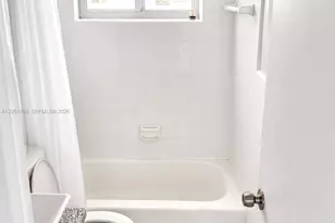 14399 NE 5th Pl, North Miami, FL 33161 - Photo 5