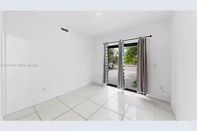 205 NW 12th Ct, Florida City, FL 33034 - Photo 17