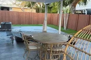 10350 SW 208th Terrace, Cutler Bay, FL 33189 - Photo 13