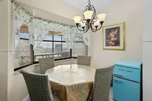 3257 SE Pinto St, Port Saint Lucie, FL 34984 - Photo 9