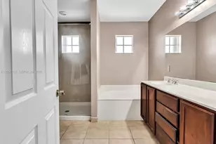 912 NW 204th St, Miami Gardens, FL 33169 - Photo 43