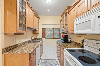 46 Montilla Ave #46, Coral Gables, FL 33134 - Photo 15