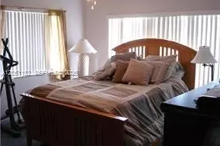 124 S Laurel Dr, Margate, FL 33063 - Photo 5