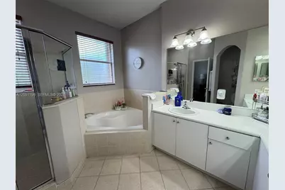 [Address not provided], Miami, FL 33186 - Photo 13