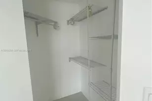 185 SW 7th St, Miami, FL 33130 - Photo 25
