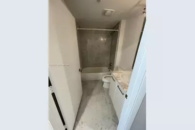 253 NE 2nd St #1202, Miami, FL 33132 - Photo 11