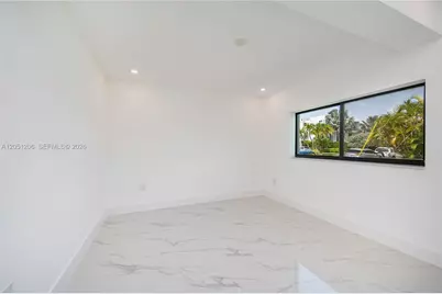 1621 S Treasure Dr, North Bay Village, FL 33141 - Photo 23