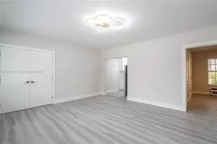 2420 Flamingo Dr, Miami Beach, FL 33140 - Photo 7