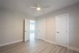 2420 Flamingo Dr, Miami Beach, FL 33140 - Photo 21
