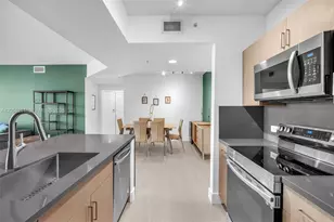 18800 NE 29th Ave, Aventura, FL 33180 - Photo 17