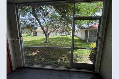 9937 Three Lakes Cir #14d, Boca Raton, FL 33428 - Photo 7