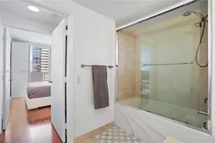 6365 Collins Ave, Miami Beach, FL 33141 - Photo 7