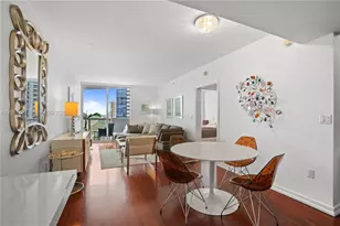 6365 Collins Ave, Miami Beach, FL 33141 - Photo 5