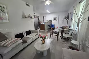 7025 Rue Granville, Miami Beach, FL 33141 - Photo 21