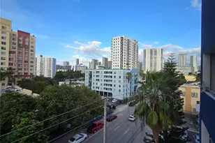 546 SW 1st St, Miami, FL 33130 - Photo 3