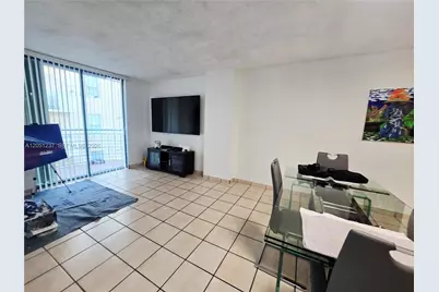 546 SW 1st St #607, Miami, FL 33130 - Photo 13