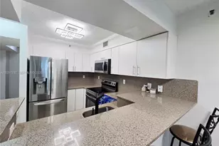 546 SW 1st St, Miami, FL 33130 - Photo 7