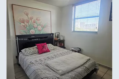 546 SW 1st St #607, Miami, FL 33130 - Photo 19
