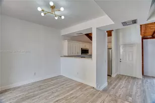 8015 SW 21st Ct, Davie, FL 33324 - Photo 13