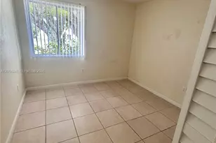 12271 SW 205th St, Miami, FL 33177 - Photo 9