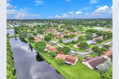 7702 NW 60th St, Tamarac, FL 33321 - Photo 17