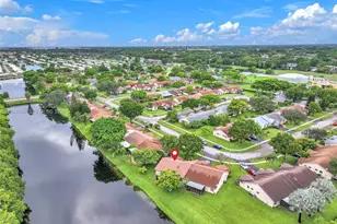 7702 NW 60th St, Tamarac, FL 33321 - Photo 17