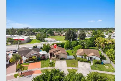 12422 SW 199th St, Miami, FL 33177 - Photo 33