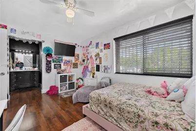 12422 SW 199th St, Miami, FL 33177 - Photo 23