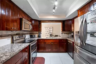 3821 E Lake Terrace, Miramar, FL 33023 - Photo 11