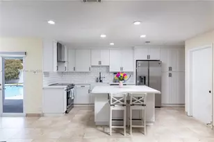 2400 NW 103rd Ave, Pembroke Pines, FL 33026 - Photo 11