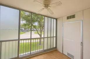 12950 SW 4th Ct, Pembroke Pines, FL 33027 - Photo 15